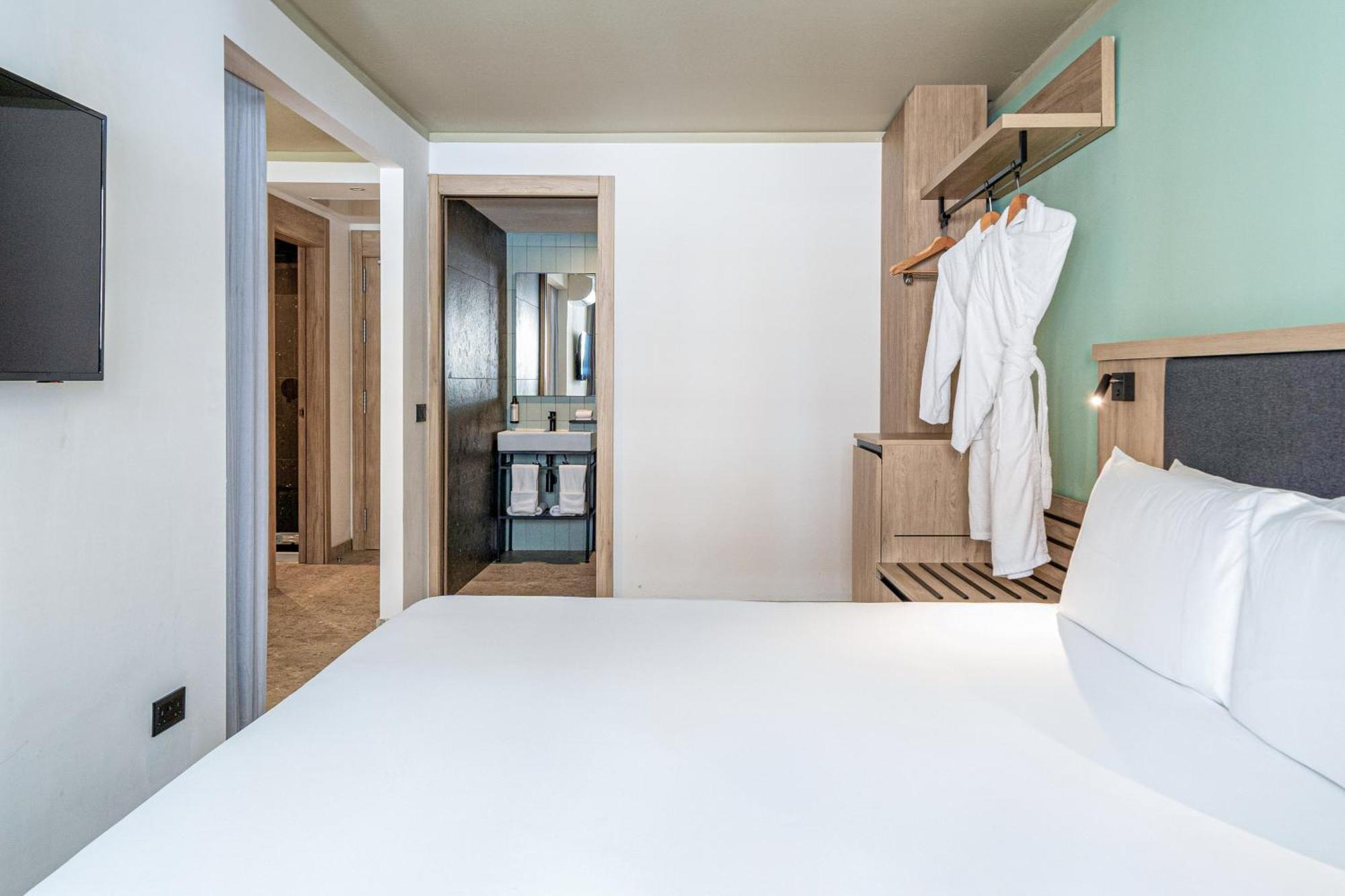 Scirocco St Julian's, Affiliated By Melia 3*